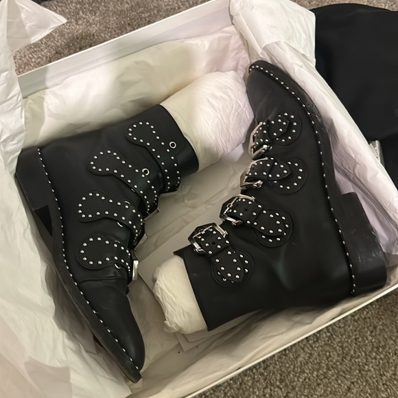 Givenchy boots - Picture 9 of 10